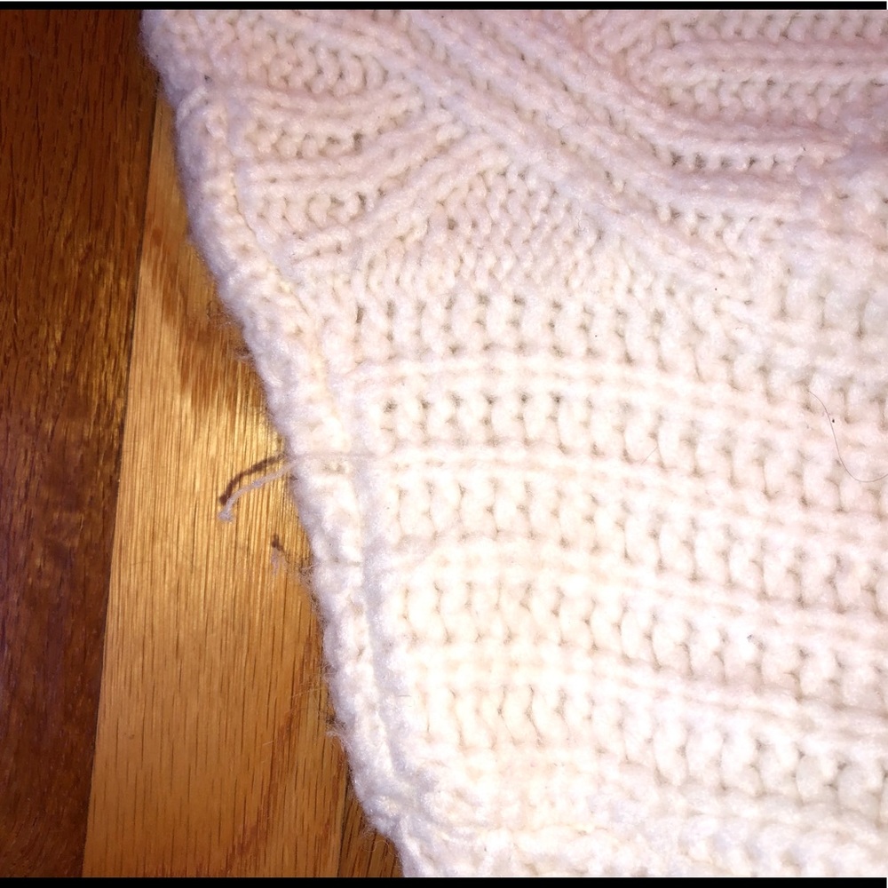 Aerie White Sweater - Picture 4 of 5